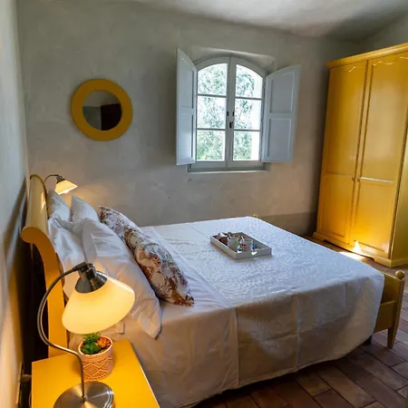 Cabrandano Delle Colline Marchigiane Con Biopiscina