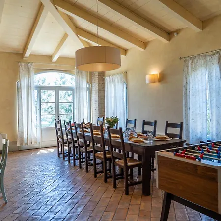 Cabrandano Delle Colline Marchigiane Con Biopiscina Villa Montecalvo in Foglia